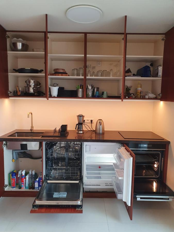 Apartment Frankfurt City View - โอเบอร์อูร์เซิล ภายนอก รูปภาพ